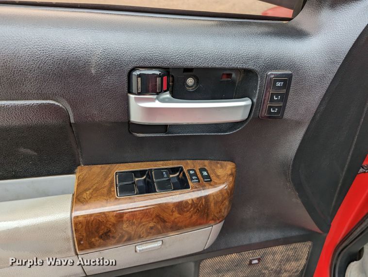 image for item MN9813 2010 Toyota Tundra  CrewMax pickup truck