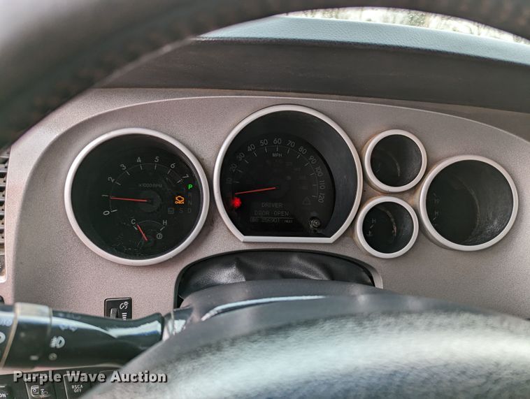 image for item MN9813 2010 Toyota Tundra  CrewMax pickup truck