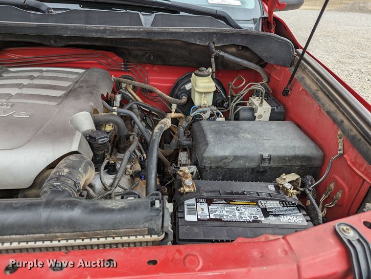 image for item MN9813 2010 Toyota Tundra  CrewMax pickup truck