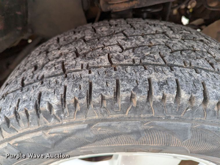 image for item MN9813 2010 Toyota Tundra  CrewMax pickup truck