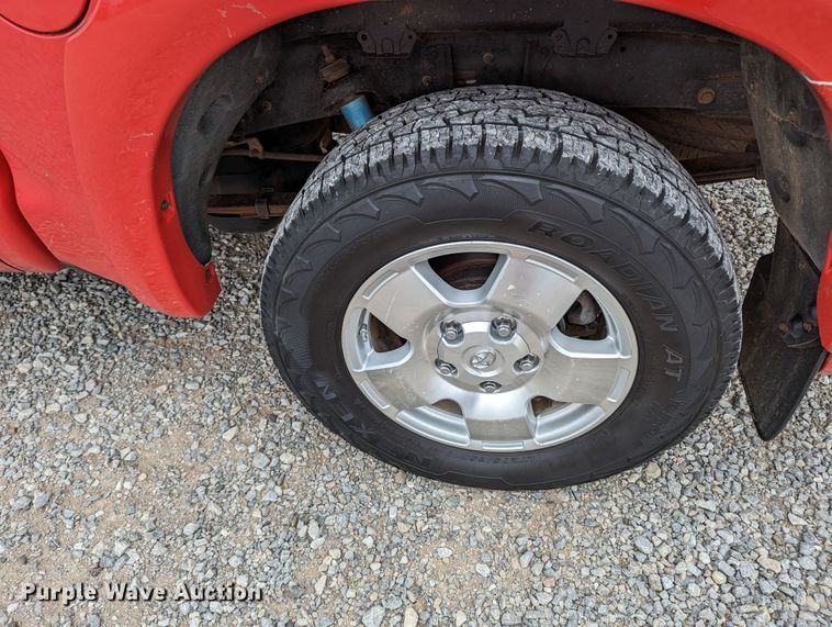 image for item MN9813 2010 Toyota Tundra  CrewMax pickup truck