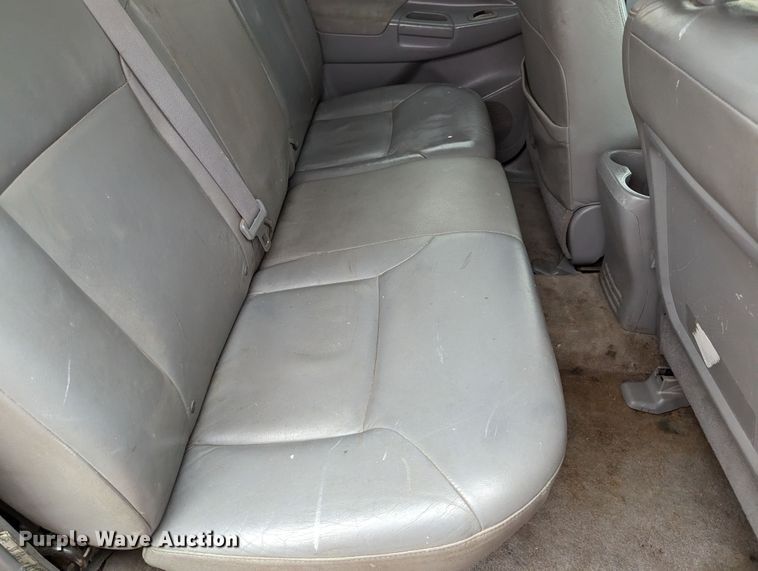 image for item MN9814 2005 Toyota Tacoma SRS  Double Cab pickup truck