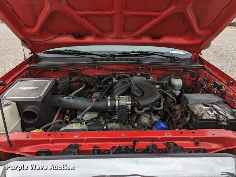 image for item MN9814 2005 Toyota Tacoma SRS  Double Cab pickup truck