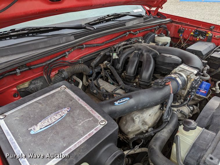 image for item MN9814 2005 Toyota Tacoma SRS  Double Cab pickup truck