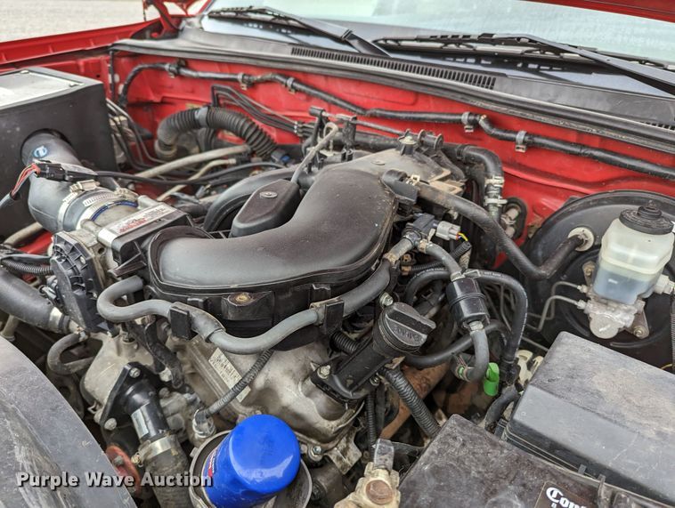 image for item MN9814 2005 Toyota Tacoma SRS  Double Cab pickup truck