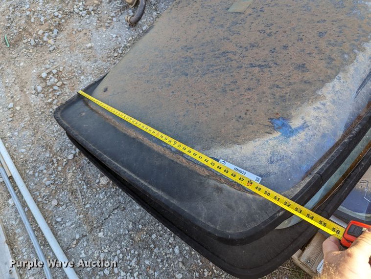 image for item MN9822 (12) rear window assemblies