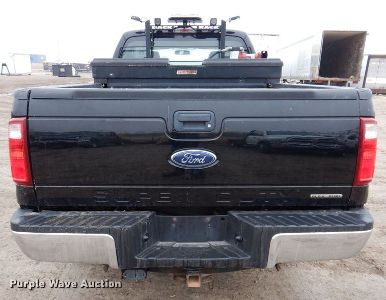 image for item MO9547 2016 Ford F250 Super Duty XL  SuperCab pickup truck
