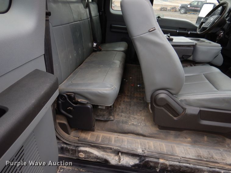 image for item MO9547 2016 Ford F250 Super Duty XL  SuperCab pickup truck