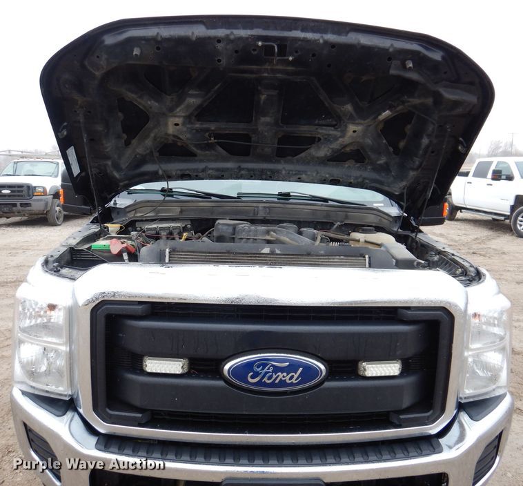 image for item MO9547 2016 Ford F250 Super Duty XL  SuperCab pickup truck