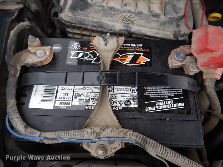 image for item MO9550 2017 Ford F250 Super Duty XL  SuperCab pickup truck