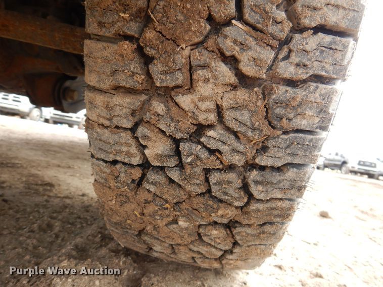 image for item MO9550 2017 Ford F250 Super Duty XL  SuperCab pickup truck