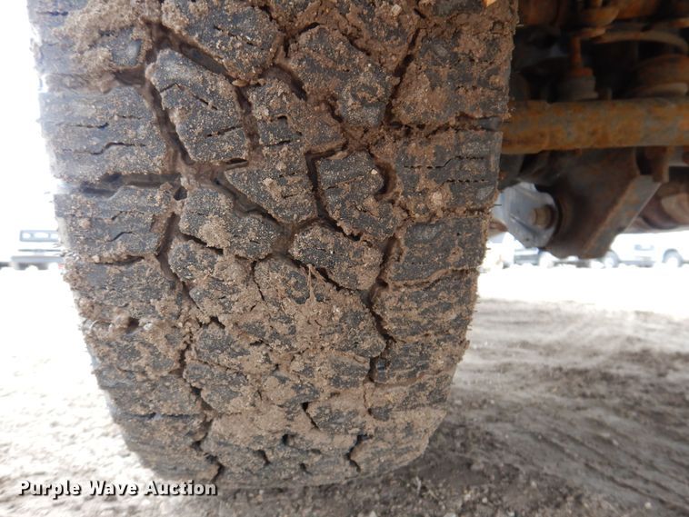 image for item MO9550 2017 Ford F250 Super Duty XL  SuperCab pickup truck