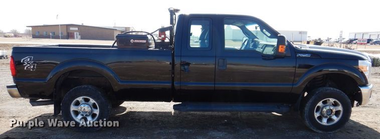 image for item MO9553 2016 Ford F250 Super Duty XL  SuperCab pickup truck