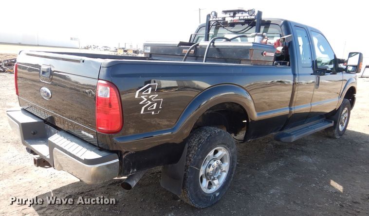 image for item MO9553 2016 Ford F250 Super Duty XL  SuperCab pickup truck