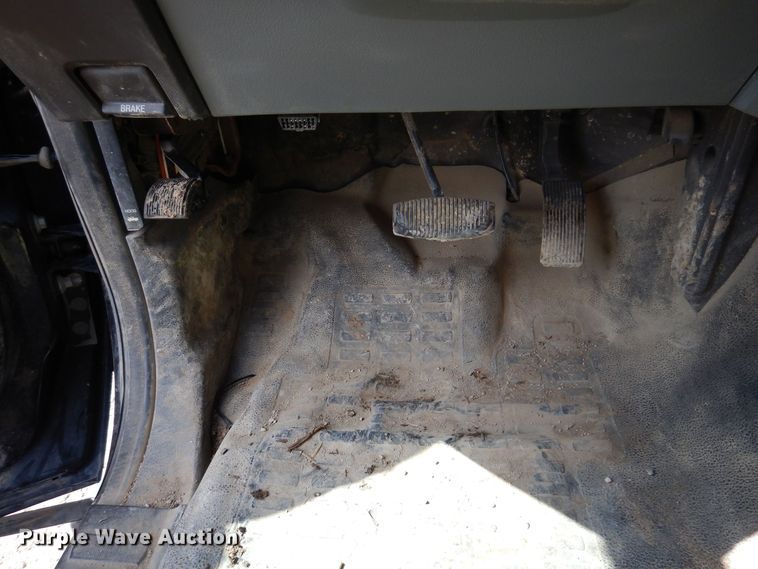 image for item MO9553 2016 Ford F250 Super Duty XL  SuperCab pickup truck