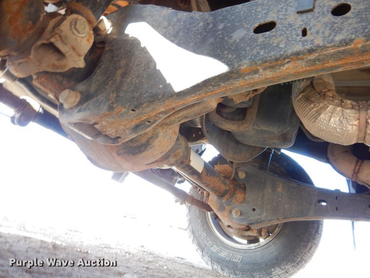 image for item MO9553 2016 Ford F250 Super Duty XL  SuperCab pickup truck