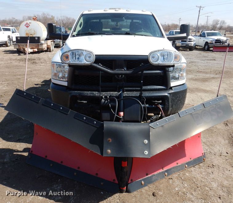 image for item MO9554 2018 Dodge Ram 2500HD  Crew Cab pickup truck