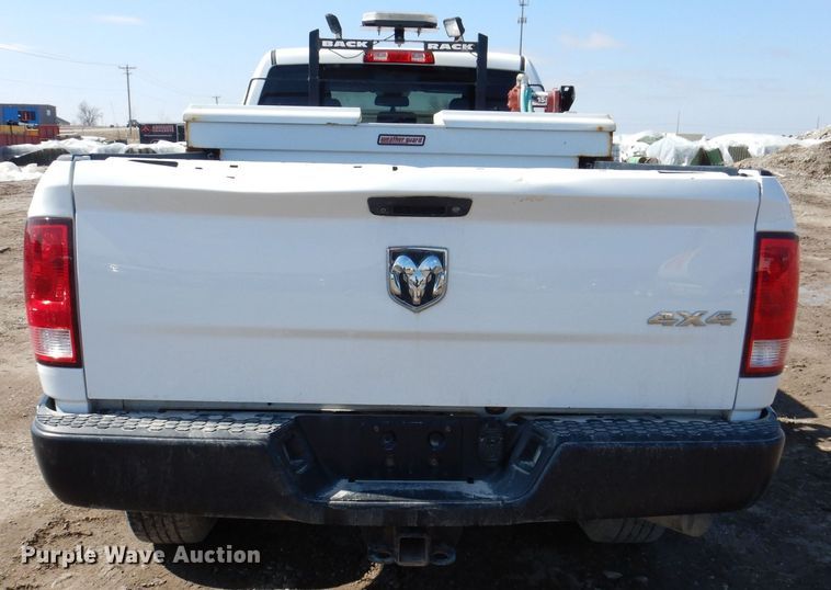 image for item MO9554 2018 Dodge Ram 2500HD  Crew Cab pickup truck