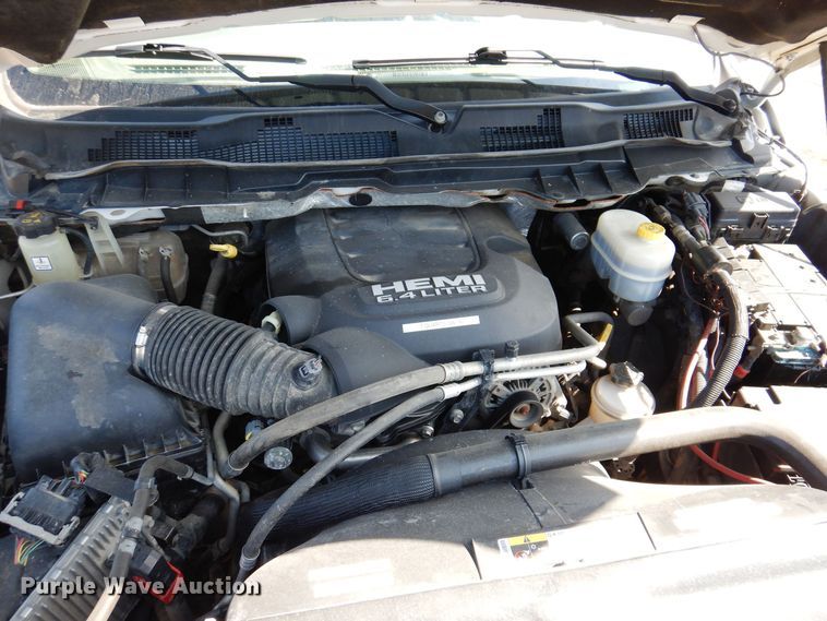 image for item MO9554 2018 Dodge Ram 2500HD  Crew Cab pickup truck