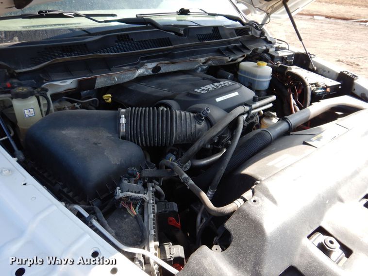 image for item MO9554 2018 Dodge Ram 2500HD  Crew Cab pickup truck