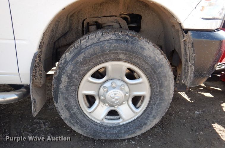 image for item MO9554 2018 Dodge Ram 2500HD  Crew Cab pickup truck