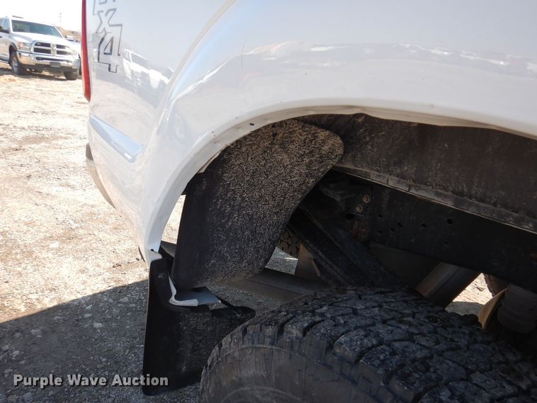 image for item MO9555 2016 Ford F250 Super Duty XL  Crew Cab pickup truck