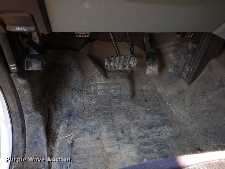 image for item MO9555 2016 Ford F250 Super Duty XL  Crew Cab pickup truck