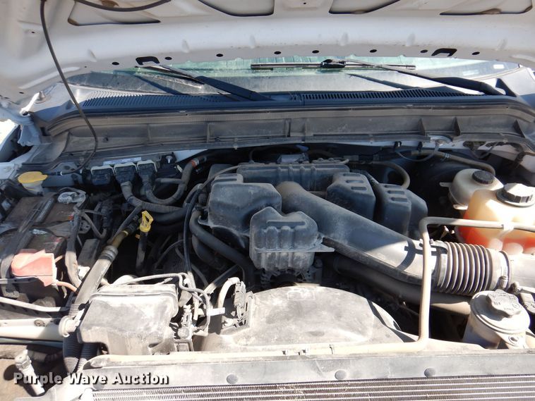 image for item MO9555 2016 Ford F250 Super Duty XL  Crew Cab pickup truck