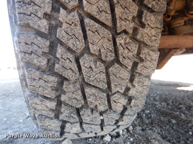 image for item MO9555 2016 Ford F250 Super Duty XL  Crew Cab pickup truck