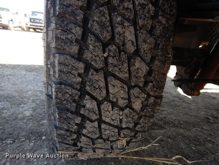 image for item MO9555 2016 Ford F250 Super Duty XL  Crew Cab pickup truck