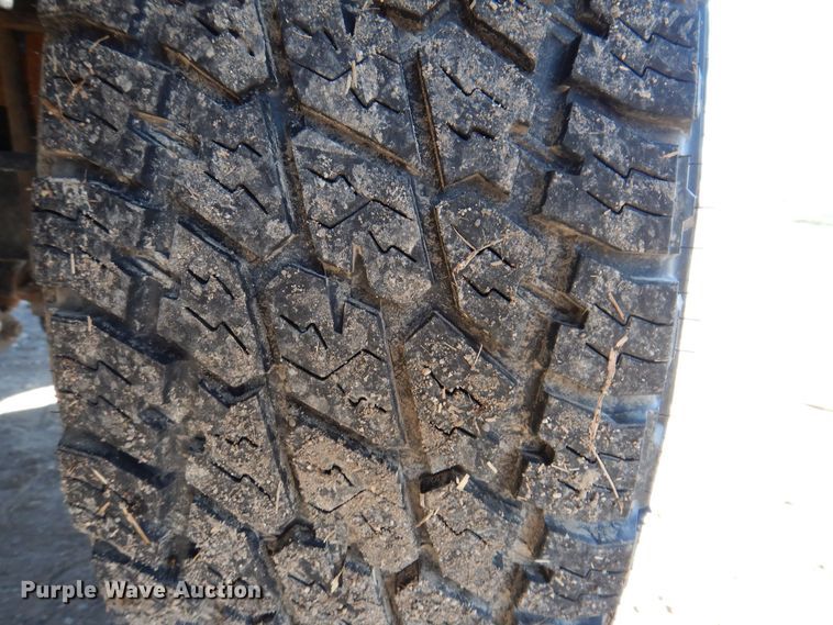 image for item MO9555 2016 Ford F250 Super Duty XL  Crew Cab pickup truck