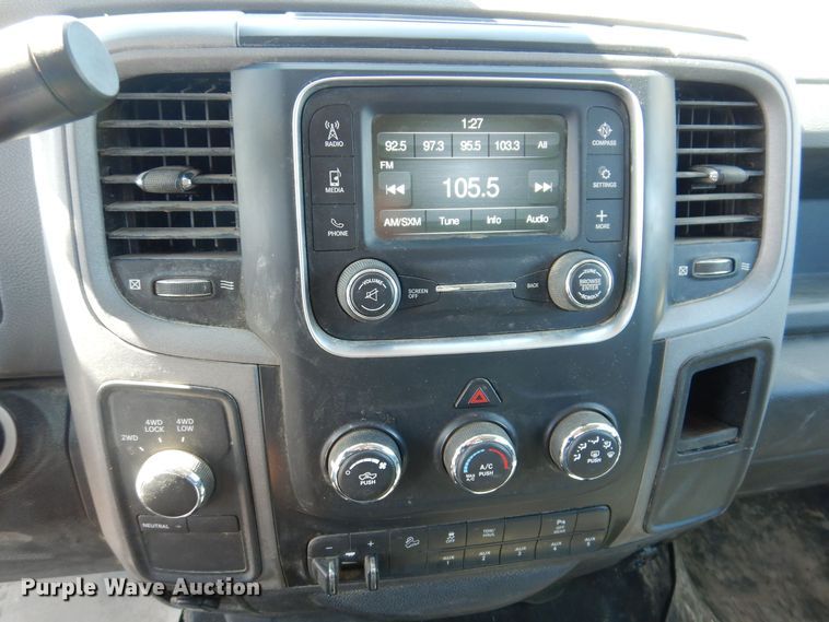 image for item MO9556 2018 Dodge Ram 2500HD  Crew Cab pickup truck