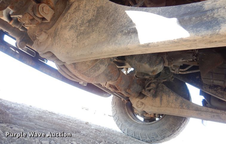 image for item MO9556 2018 Dodge Ram 2500HD  Crew Cab pickup truck