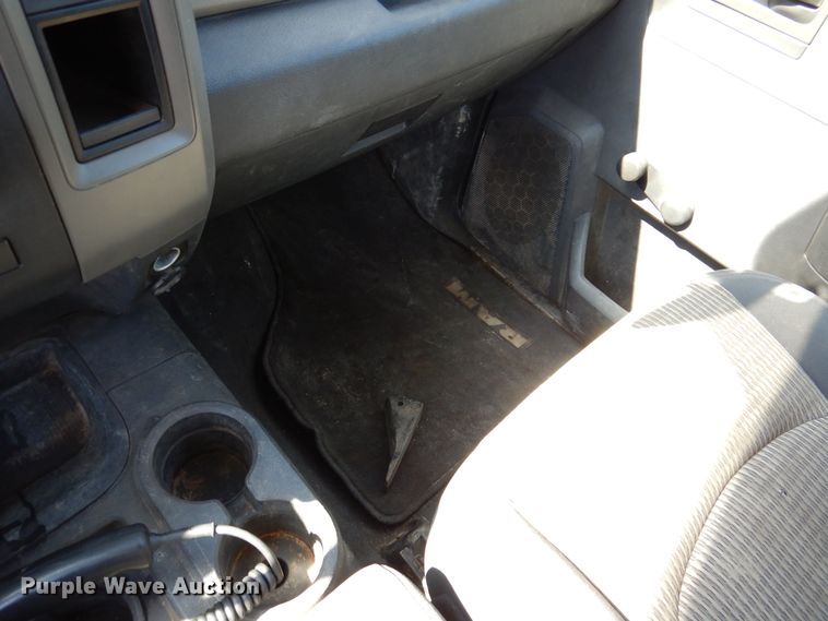 image for item MO9557 2010 Dodge Ram 2500HD  pickup truck