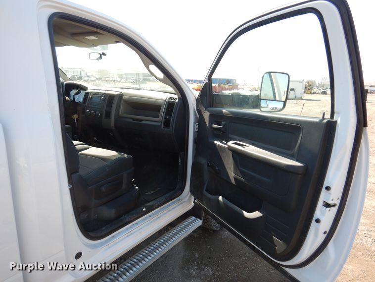 image for item MO9557 2010 Dodge Ram 2500HD  pickup truck