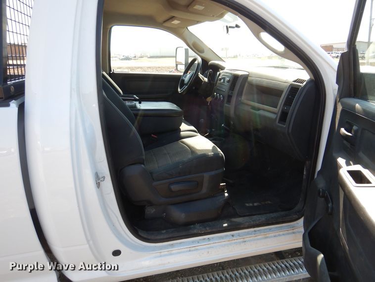image for item MO9557 2010 Dodge Ram 2500HD  pickup truck