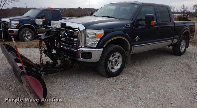 image for item MO9579 2013 Ford F250 Super Duty XLT  Crew Cab pickup truck