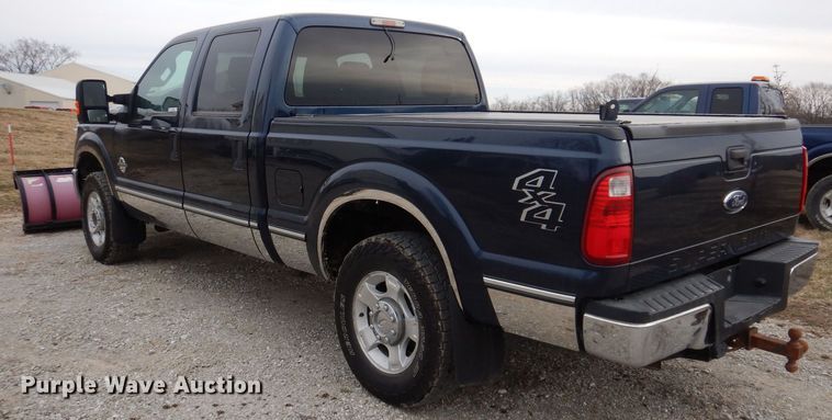image for item MO9579 2013 Ford F250 Super Duty XLT  Crew Cab pickup truck