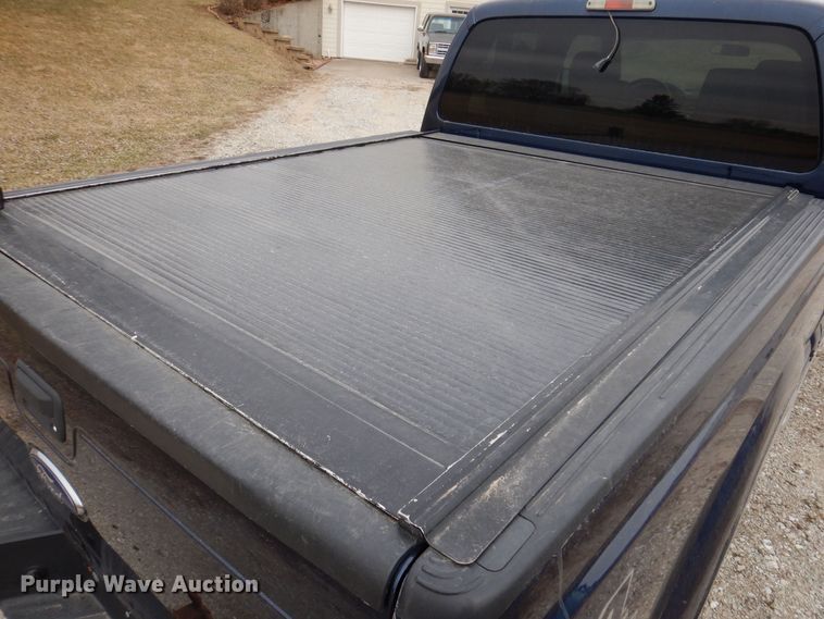 image for item MO9579 2013 Ford F250 Super Duty XLT  Crew Cab pickup truck