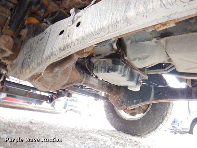 image for item MO9579 2013 Ford F250 Super Duty XLT  Crew Cab pickup truck