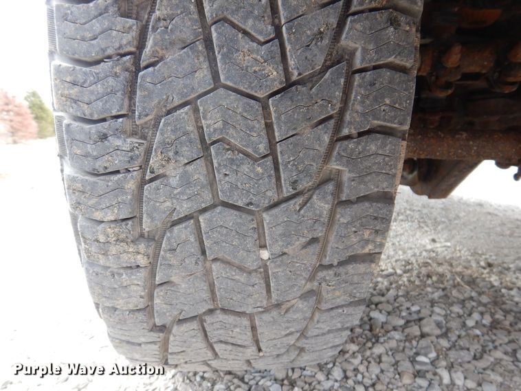 image for item MO9579 2013 Ford F250 Super Duty XLT  Crew Cab pickup truck