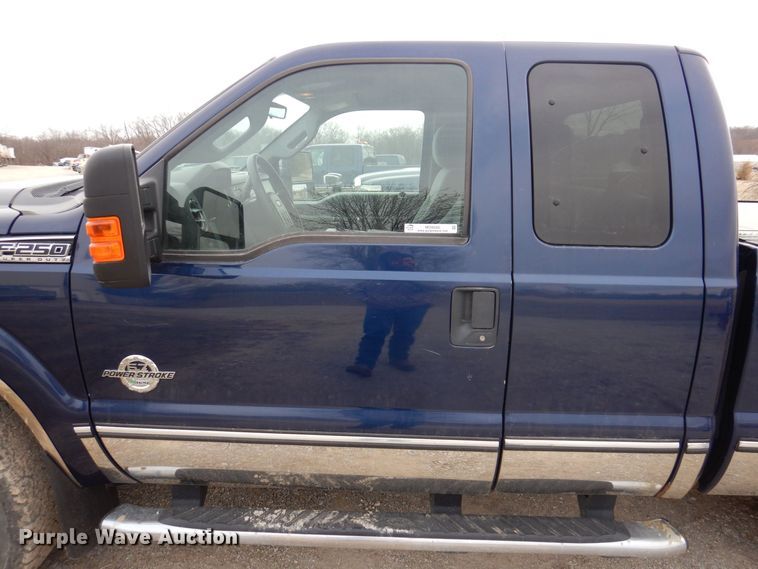 image for item MO9580 2012 Ford F250 Super Duty XLT  SuperCab pickup truck