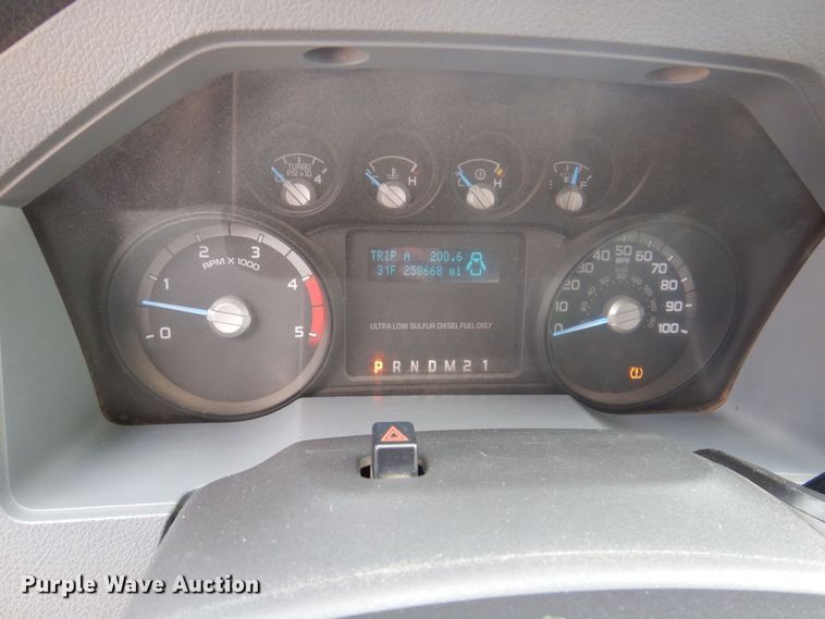 image for item MO9580 2012 Ford F250 Super Duty XLT  SuperCab pickup truck