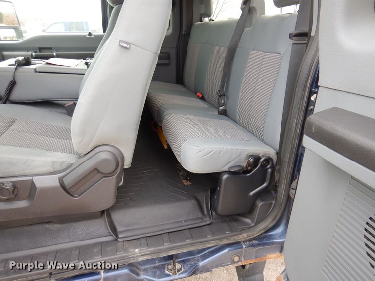 image for item MO9580 2012 Ford F250 Super Duty XLT  SuperCab pickup truck