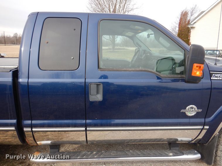 image for item MO9580 2012 Ford F250 Super Duty XLT  SuperCab pickup truck