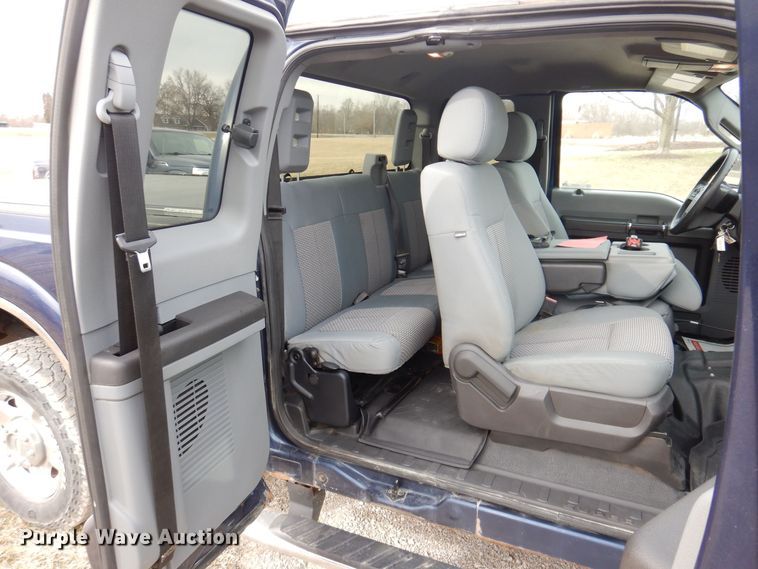 image for item MO9580 2012 Ford F250 Super Duty XLT  SuperCab pickup truck