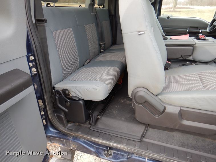 image for item MO9580 2012 Ford F250 Super Duty XLT  SuperCab pickup truck