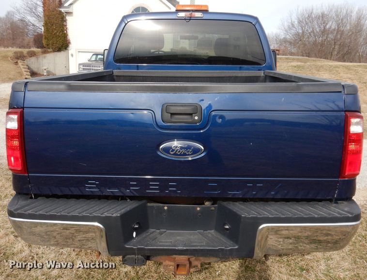 image for item MO9581 2012 Ford F250 Super Duty XLT  SuperCab pickup truck