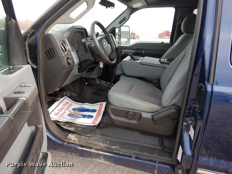 image for item MO9581 2012 Ford F250 Super Duty XLT  SuperCab pickup truck