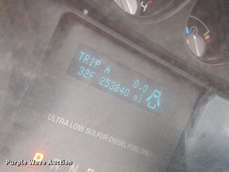 image for item MO9581 2012 Ford F250 Super Duty XLT  SuperCab pickup truck